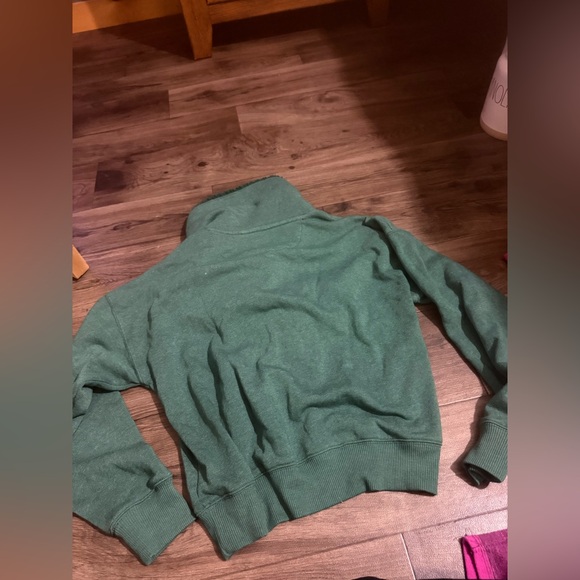 American eagle outfitters NWT sweater - Picture 3 of 3